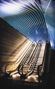 Preview wallpaper escalator, stairs, building, room