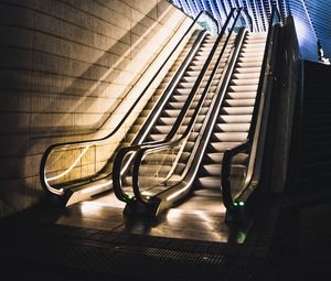 Preview wallpaper escalator, stairs, building, room