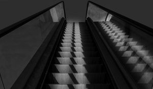 Preview wallpaper escalator, stairs, bw, gray