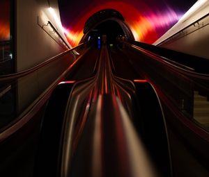 Preview wallpaper escalator, tunnel, metro, underground, dark