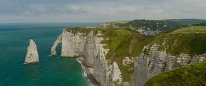 Preview wallpaper etretat cliffs, rocks, sea, arch, clouds, france