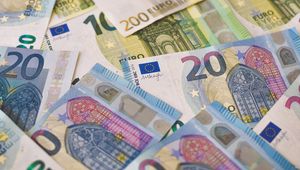 Preview wallpaper euro, money, banknotes, bills, cash