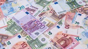 Preview wallpaper euro, money, bills, currency