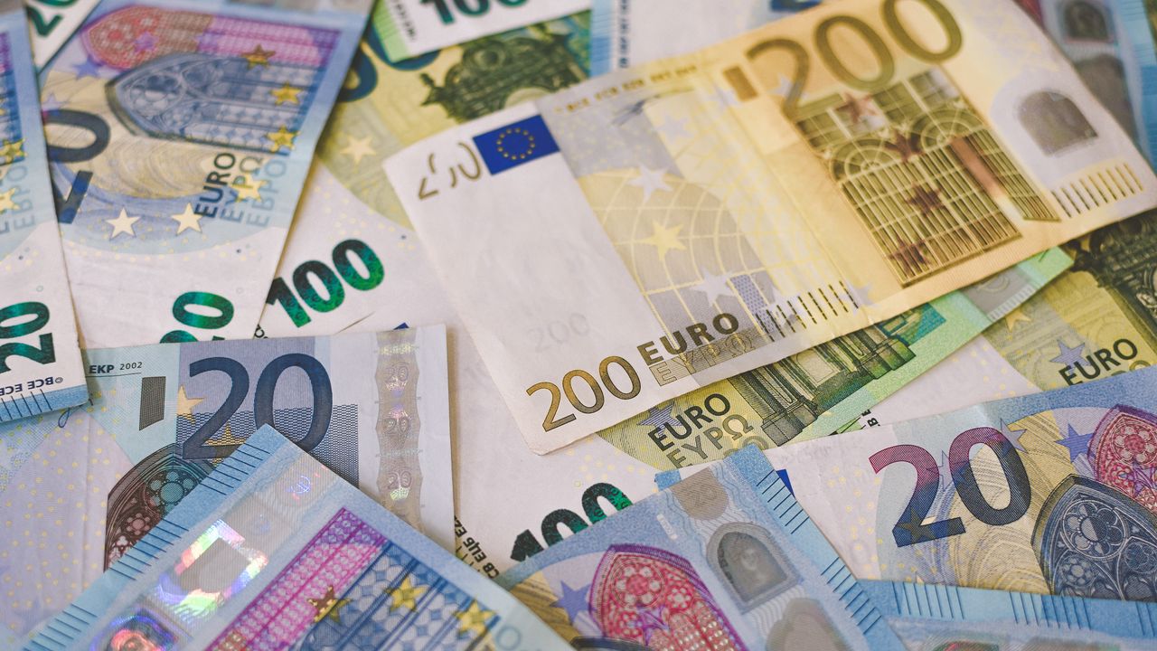Wallpaper euro, money, cash, bills, banknotes