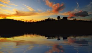 Preview wallpaper evening, outlines, lake, coast, trees, house, sky, clouds