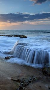 Preview wallpaper evening, water, wave, stony coast, sea noise