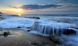 Preview wallpaper evening, water, wave, stony coast, sea noise