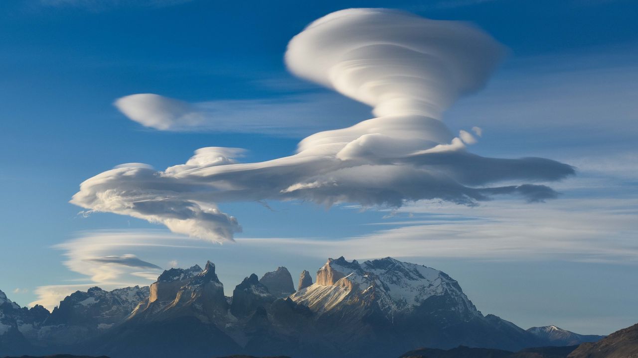 Wallpaper эвершинаmountain, peak, snow, clouds, sky, landscape