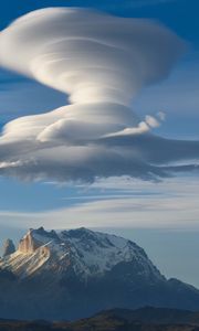 Preview wallpaper эвершинаmountain, peak, snow, clouds, sky, landscape