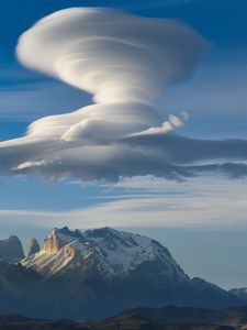 Preview wallpaper эвершинаmountain, peak, snow, clouds, sky, landscape