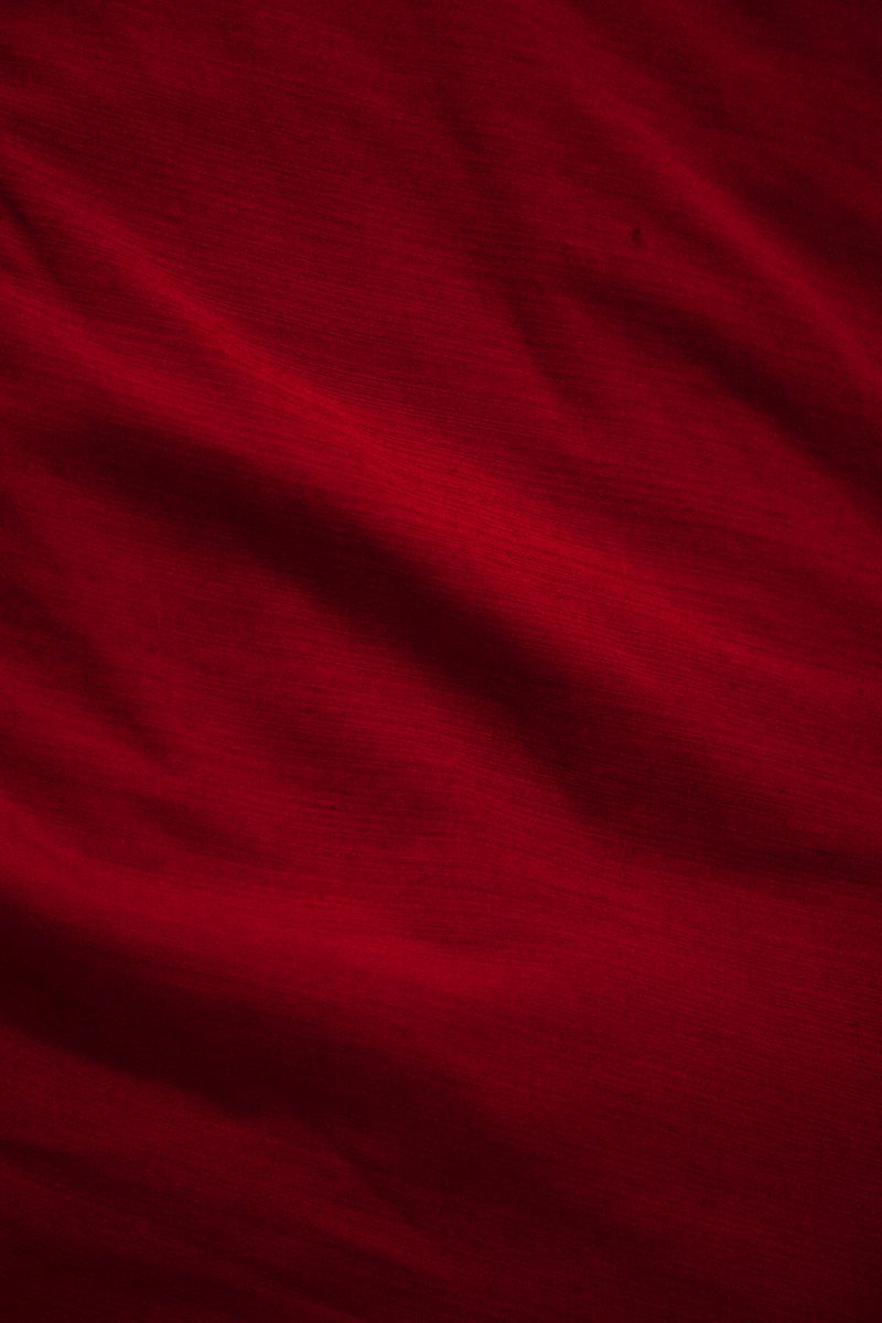 Download wallpaper 800x1200 fabric red texture iphone 4s4 for parallax  hd background