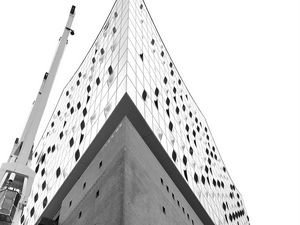 Preview wallpaper facade, architecture, building, bw