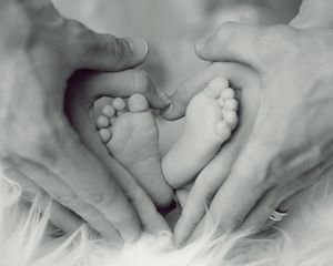 Preview wallpaper family, hands, love, child, happiness, bw