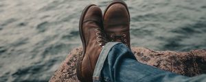 Preview wallpaper feet, boots, sea, water, pier