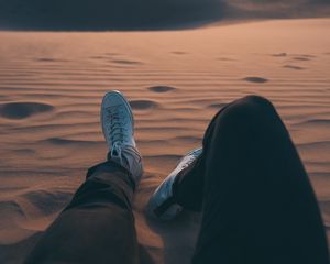 Preview wallpaper feet, sand, desert, dunes, journey