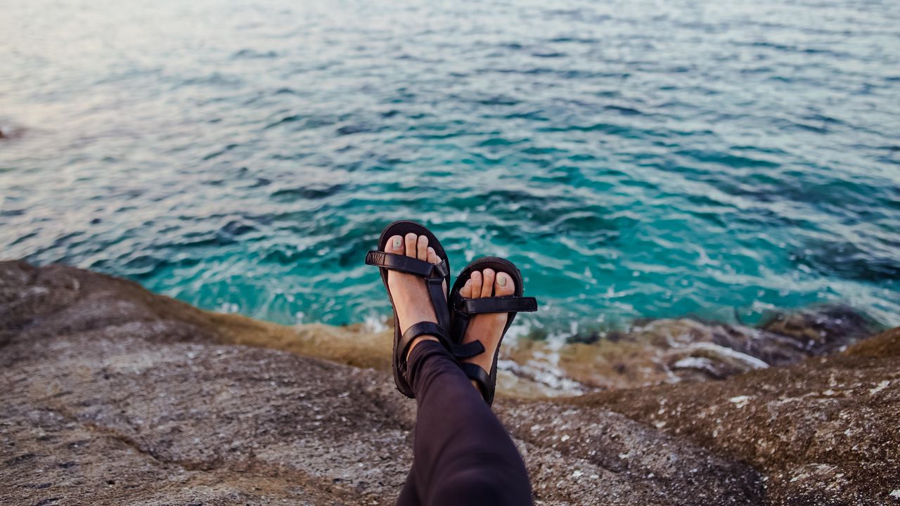 Wallpaper feet, sea, shore