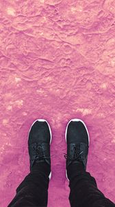 Preview wallpaper feet, sneakers, footprints