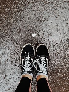 Preview wallpaper feet, sneakers, heart, asphalt, wet