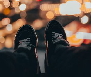 Preview wallpaper feet, sneakers, shoes, bokeh, blur