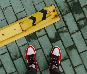 Preview wallpaper feet, sneakers, tiles