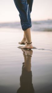 Preview wallpaper feet, step, beach, water, sand