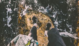 Preview wallpaper feet, stone, wave, surf, foam
