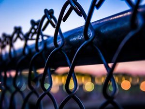 Preview wallpaper fence, mesh, glare, bokeh, macro