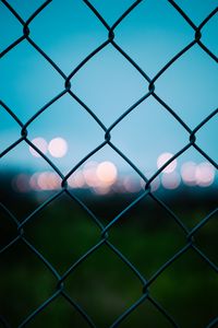 Preview wallpaper fence, mesh, grid, highlights, bokeh, blur