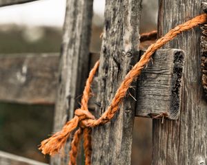 Preview wallpaper fence, rope, knot, old