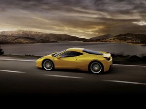 Preview wallpaper ferrari 458 italia, yellow, car, side view, speed