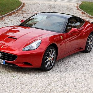 Preview wallpaper ferrari california, ferrari, red, side view, cars