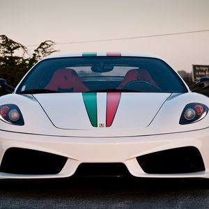 Preview wallpaper ferrari, car, auto, stylish