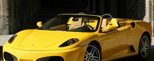 Preview wallpaper ferrari, f430, spider, yellow, convertible, side view