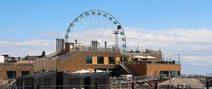 Preview wallpaper ferris wheel, attraction, building, water