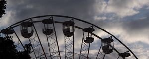 Preview wallpaper ferris wheel, attraction, city, trees