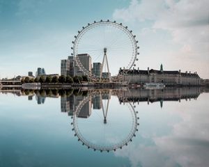 Preview wallpaper ferris wheel, attraction, city, water, reflection