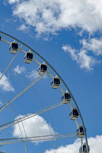 Preview wallpaper ferris wheel, attraction, clouds, sky