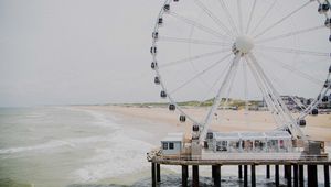 Preview wallpaper ferris wheel, attraction, shore