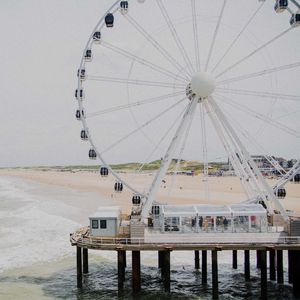 Preview wallpaper ferris wheel, attraction, shore