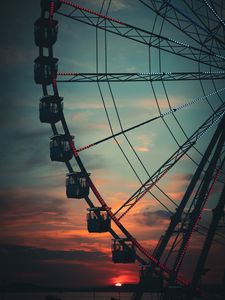 Preview wallpaper ferris wheel, attraction, sky, sunset