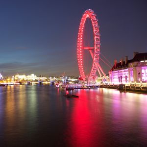 Preview wallpaper ferris wheel, glow, water, red, dark