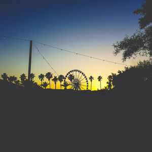 Preview wallpaper ferris wheel, palm trees, dark, dusk