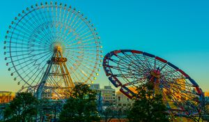 Preview wallpaper ferris wheel, sky, attraction, trees