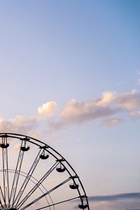 Preview wallpaper ferris wheel, sky, clouds