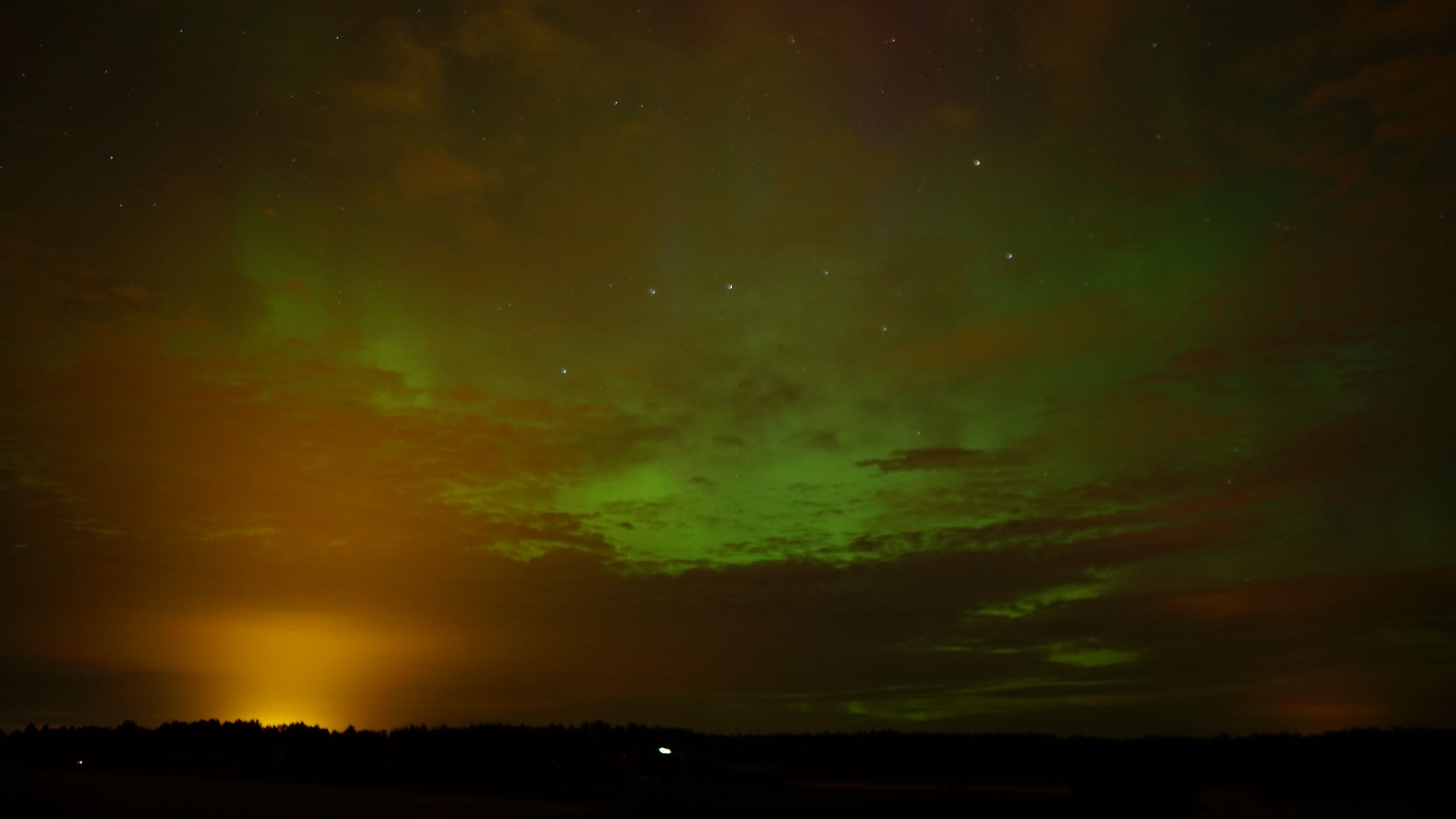2560x1440 Wallpaper field, clouds, sunset, northern lights, stars, sky, dark