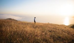 Preview wallpaper field, loneliness, solitude, grass, big sur