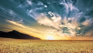 Preview wallpaper field, sky, clouds, light, landscape, nature