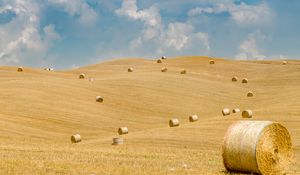 Preview wallpaper field, straw, bales, hills, landscape