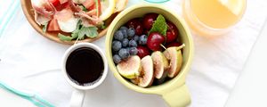 Preview wallpaper figs, blueberries, coffee, fruit, food