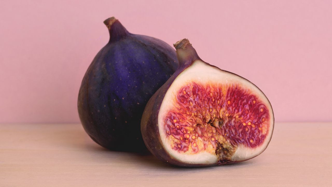 Wallpaper figs, fruit, purple, ripe, fresh